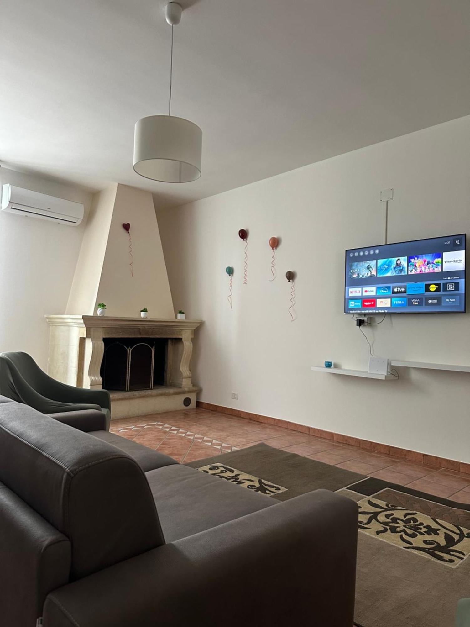 Palazzo Dei Pavoni Appartement Brindisi Buitenkant foto